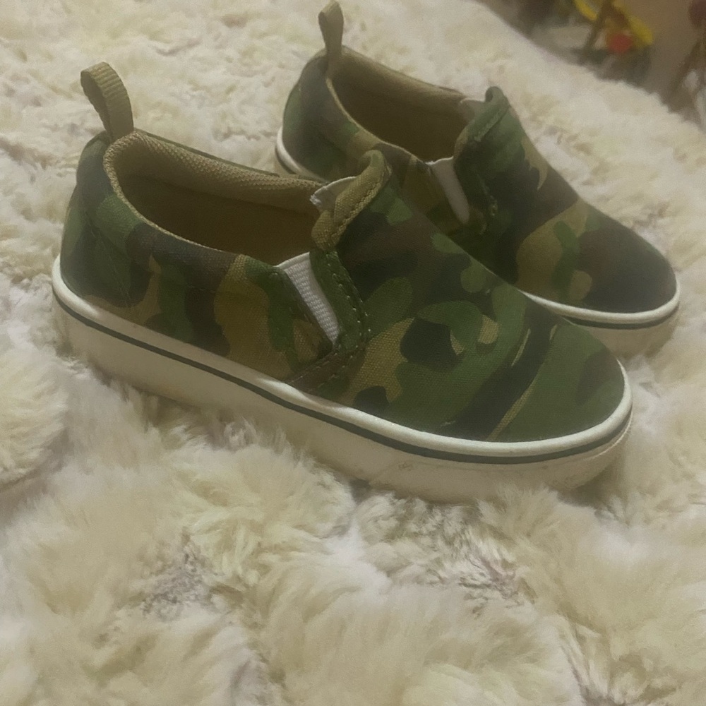 Wonder Nation Green Camouflage Kids Sneakers